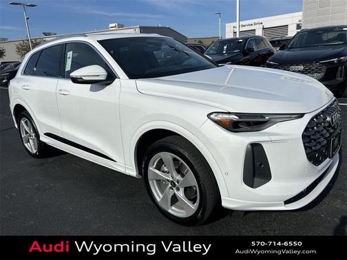 2025 Audi Q5 Premium Plus TFSI quattro S tronic