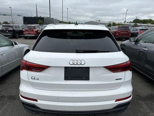 2023 Audi Q3 Premium 45 TFSI S line quattro Tiptronic
