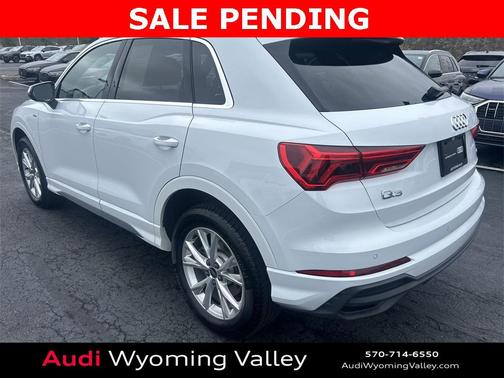 2025 Audi Q3 Premium 45 TFSI S line quattro Tiptronic