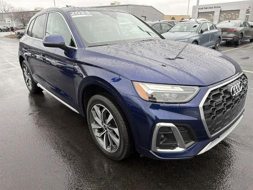 2023 Audi Q5 45 S line Premium Plus