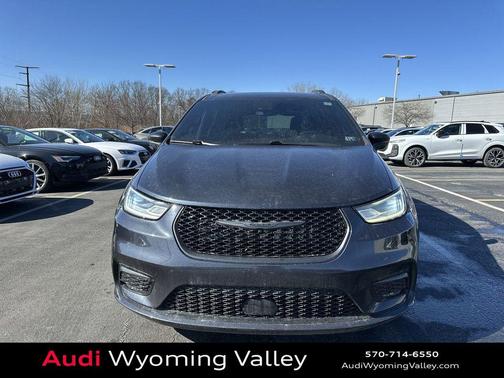 2021 Chrysler Pacifica Touring