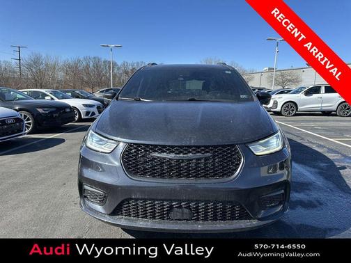 2021 Chrysler Pacifica Touring