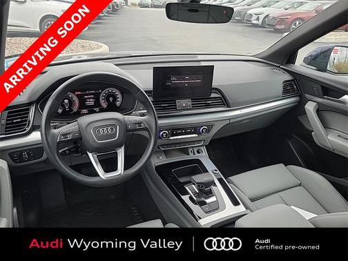 2024 Audi Q5 45 S line Premium