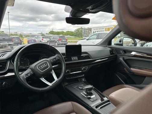 2020 Audi Q5 45 Premium