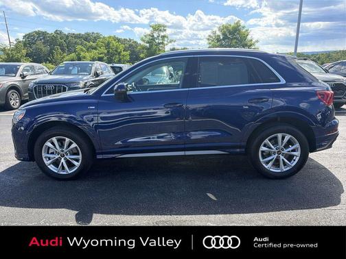 Navarra Blue Metallic 2024 Audi Q3 Premium 45 TFSI S line quattro Tiptronic