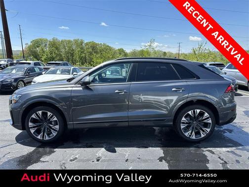 2025 Audi Q8 55 Premium Plus