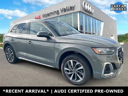 2023 Audi Q5 45 S line Premium
