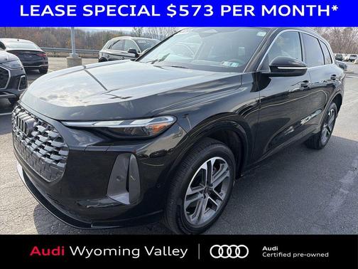 Mythos Black Metallic 2025 Audi Q5 Premium TFSI quattro S tronic