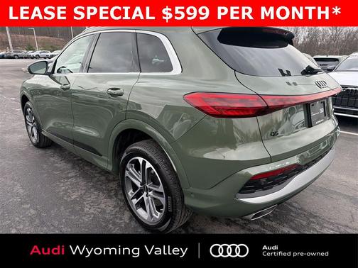 2025 Audi Q5 Premium TFSI quattro S tronic