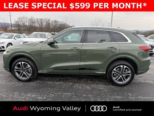 2025 Audi Q5 Premium TFSI quattro S tronic