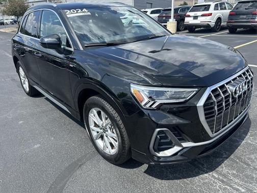 2024 Audi Q3 Premium 45 TFSI S line quattro Tiptronic