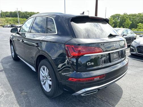 2022 Audi Q5 45 S line Premium