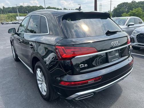 2022 Audi Q5 45 S line Premium