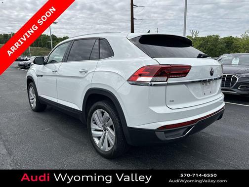 Pure White 2023 Volkswagen Atlas Cross Sport 2.0T SE w/Technology 4MOTION