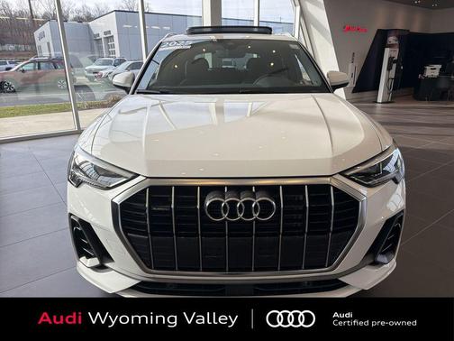 Arkona White 2025 Audi Q3 Premium 45 TFSI S line quattro Tiptronic