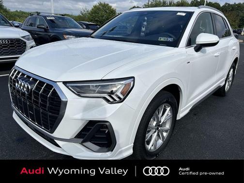 2025 Audi Q3 Premium 45 TFSI S line quattro Tiptronic