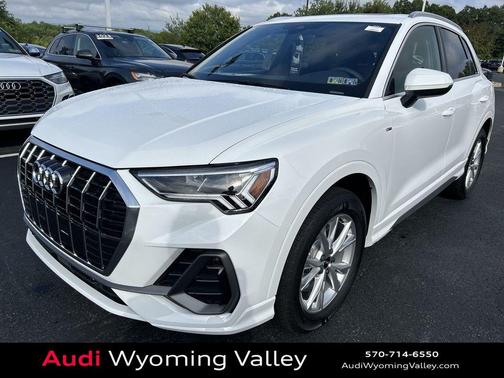 2025 Audi Q3 Premium 45 TFSI S line quattro Tiptronic