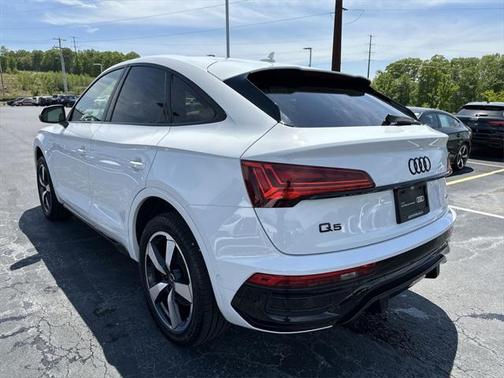 2024 Audi Q5 45 S line Prestige