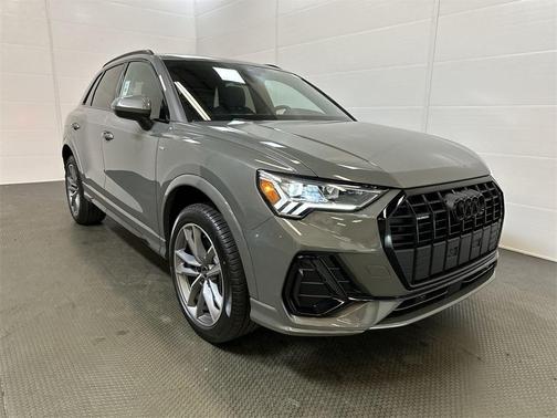 2025 Audi Q3 Premium 45 TFSI S line quattro Tiptronic