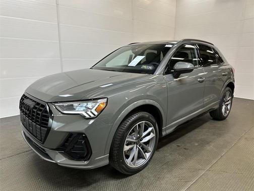 2025 Audi Q3 Premium 45 TFSI S line quattro Tiptronic