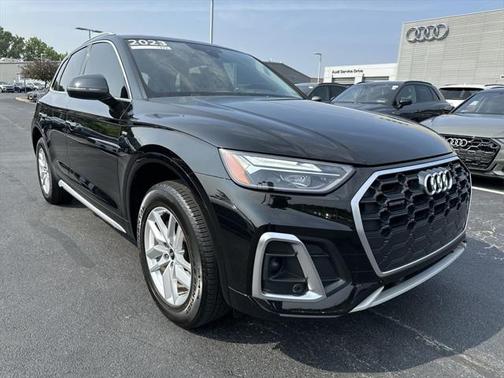 2023 Audi Q5 45 S line Premium