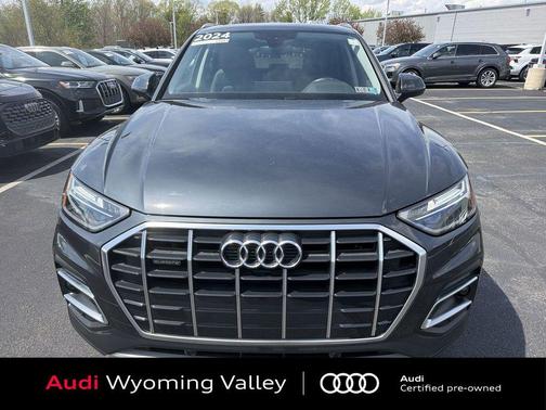 Manhattan Gray Metallic 2024 Audi Q5 40 Premium