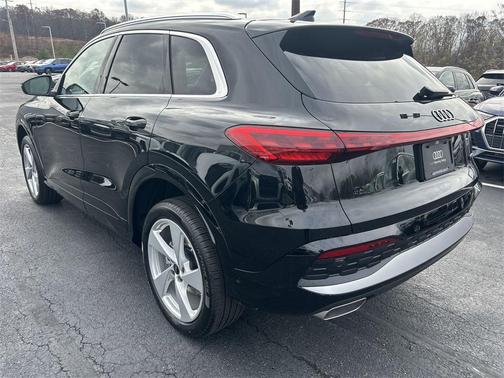 2025 Audi Q5 Premium Plus TFSI quattro S tronic