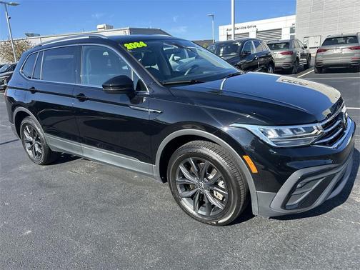 2024 Volkswagen Tiguan 2.0T SE 4MOTION