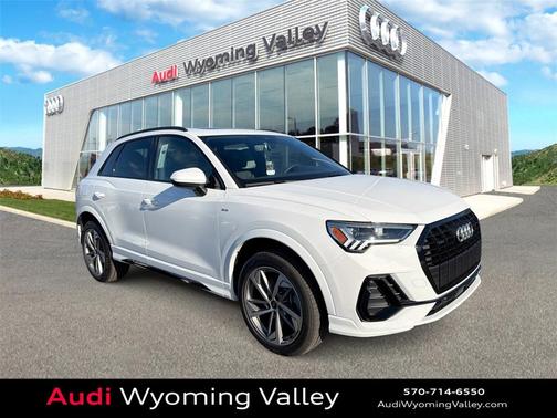 2025 Audi Q3 Premium 45 TFSI S line quattro Tiptronic