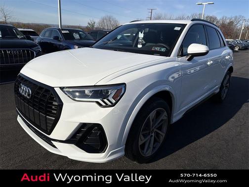 2025 Audi Q3 Premium 45 TFSI S line quattro Tiptronic