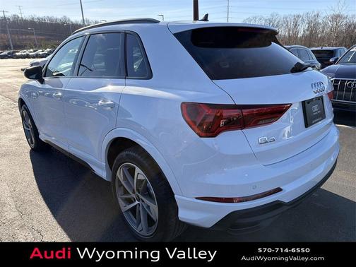 2025 Audi Q3 Premium 45 TFSI S line quattro Tiptronic