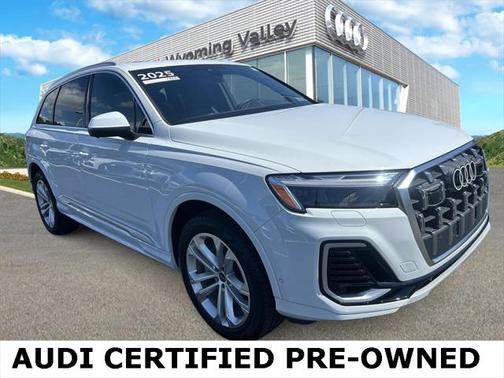 2025 Audi Q7 55 Premium Plus