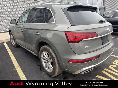 Chronos Gray Metallic 2023 Audi Q5 45 S line Premium