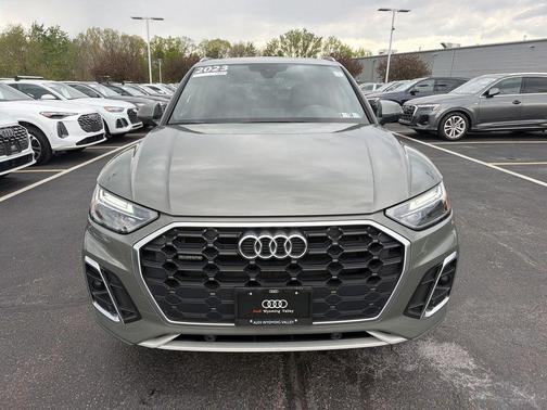 Chronos Gray Metallic 2023 Audi Q5 45 S line Premium