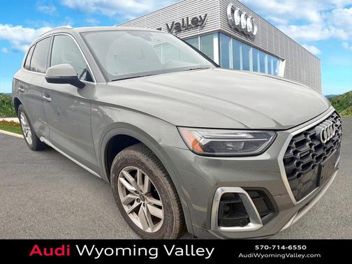Chronos Gray Metallic 2023 Audi Q5 45 S line Premium