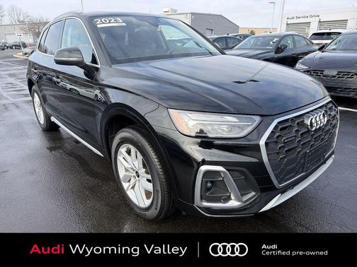 2023 Audi Q5 45 S line Premium