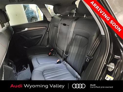 2023 Audi Q5 45 S line Premium