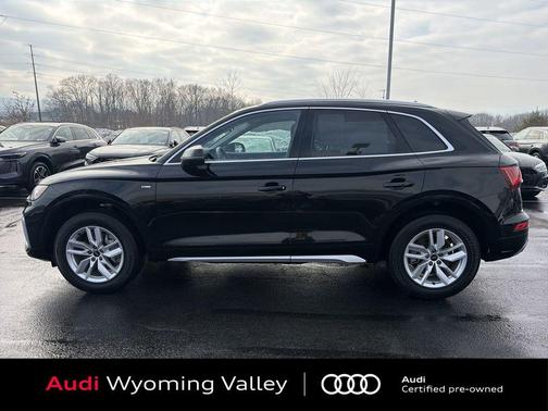 2023 Audi Q5 45 S line Premium