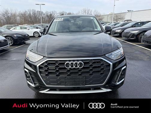 2023 Audi Q5 45 S line Premium