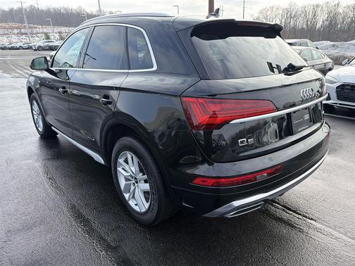 2023 Audi Q5 45 S line Premium