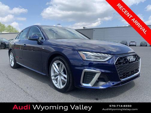 Navarra Blue Metallic 2023 Audi A4 45 S line Premium