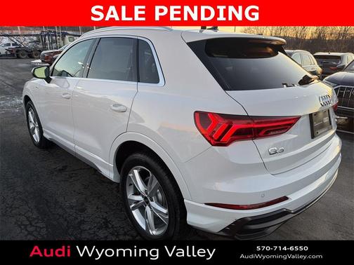 2022 Audi Q3 45 S line Premium Plus