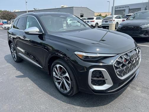 2025 Audi SQ5 3.0T Premium