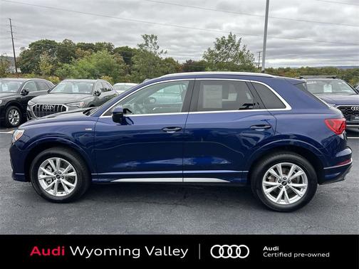 2025 Audi Q3 Premium 45 TFSI S line quattro Tiptronic