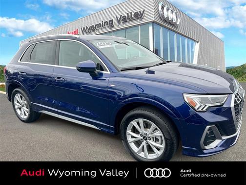 2025 Audi Q3 Premium 45 TFSI S line quattro Tiptronic