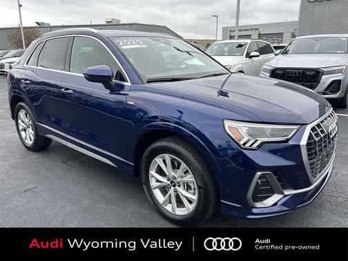 2025 Audi Q3 Premium 45 TFSI S line quattro Tiptronic