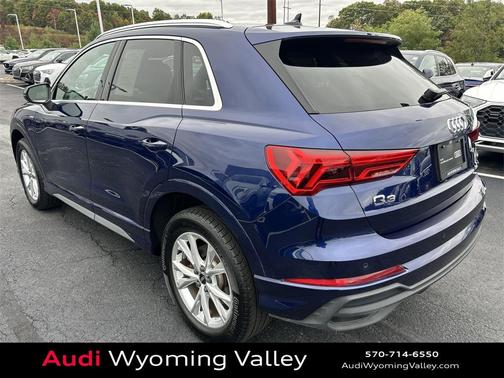 2025 Audi Q3 Premium 45 TFSI S line quattro Tiptronic