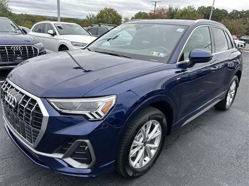 2025 Audi Q3 Premium 45 TFSI S line quattro Tiptronic