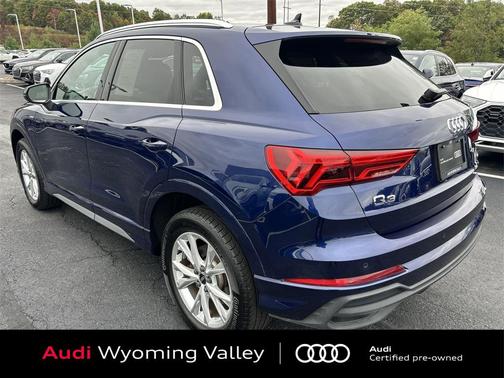 2025 Audi Q3 Premium 45 TFSI S line quattro Tiptronic