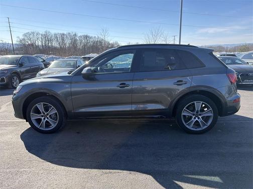 2025 Audi Q5 45 S line Premium